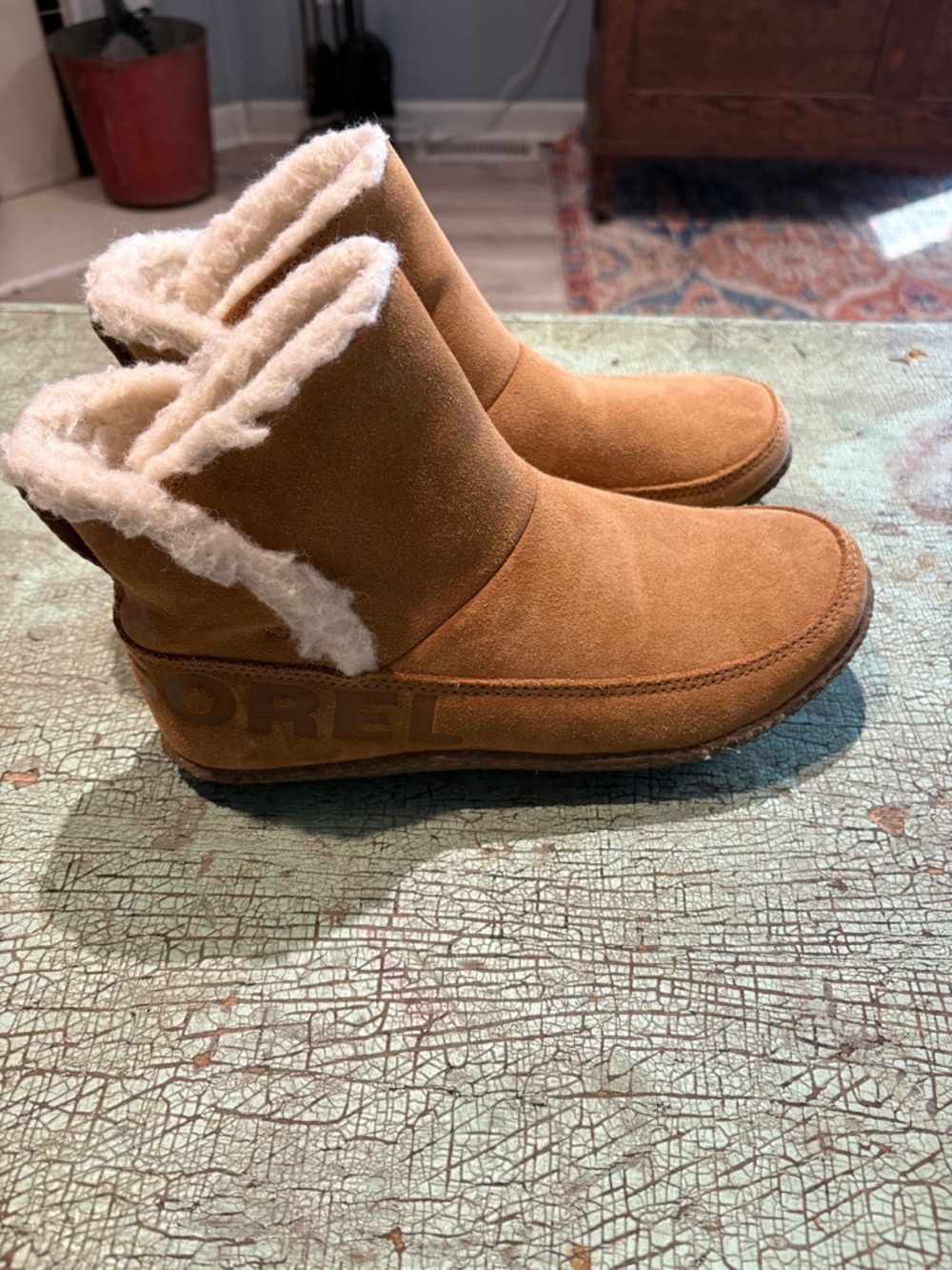 Sorel Nakiska Cozy II Suede Slipper Bootie Tan Shearling Size 6 - Picture 2 of 6